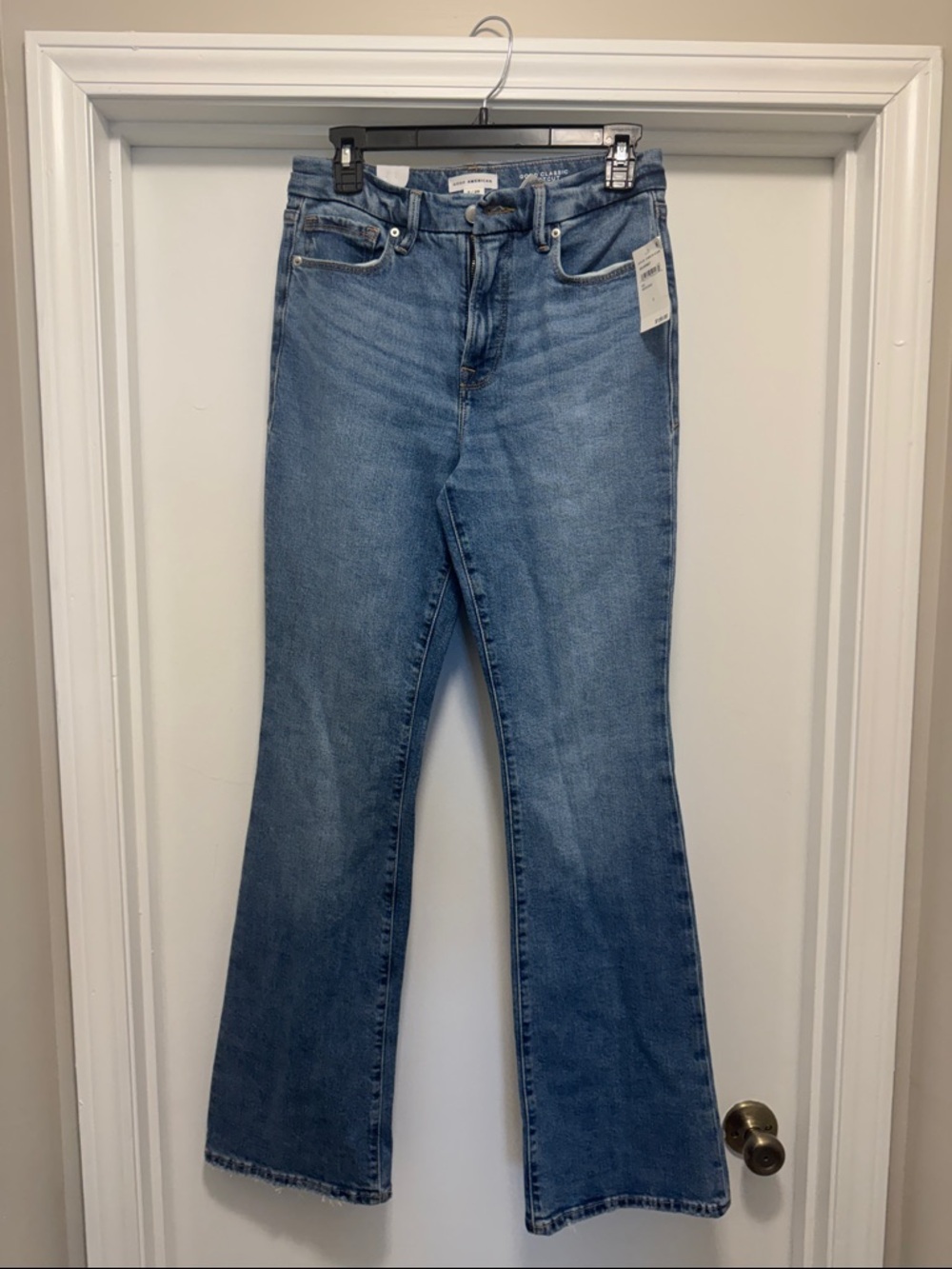 NWT Good American Classic Bootcut 33.5in inseam